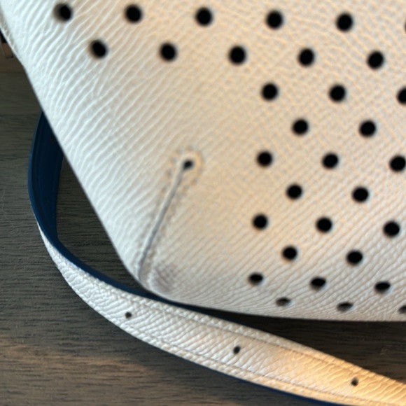 Designer Coach Cream Perforated Crossgrain Leather Prince Street Satchel Bag - Picture 4 of 10